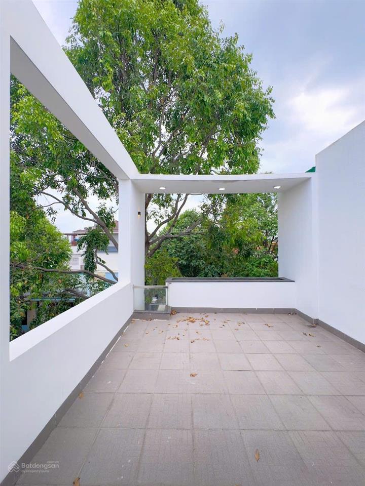 Nhà lầu mặt tiền phường thống nhất 8,2 tỷ sổ riêng thổ cư, mặt tiền buôn bán gần kdc d2d