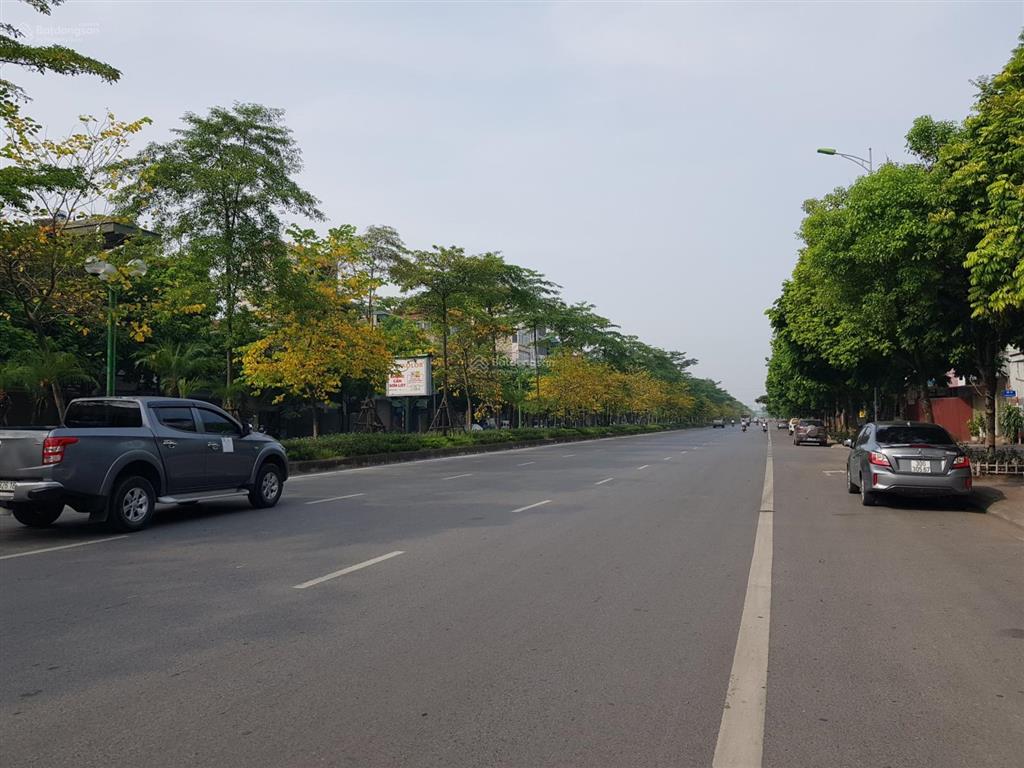 Cho thuê nhà mặt phố ngô gia tự, diện tích rộng, mặt tiền lớn, vị trí đẹp.