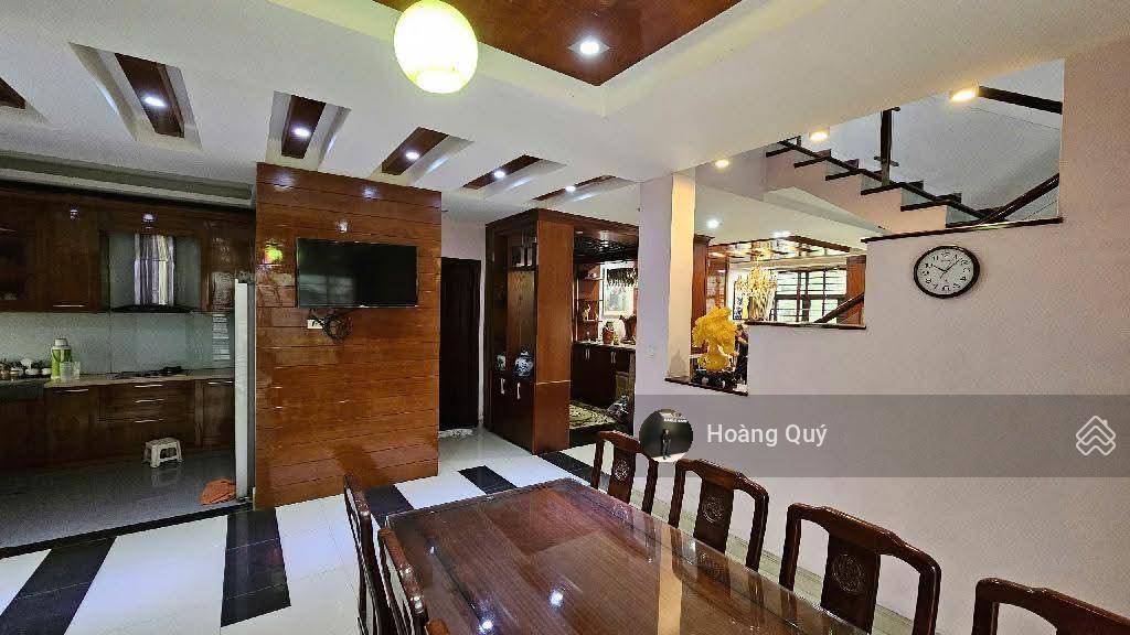 Biệt thự sân vườn kđt mỹ đình  nam từ liêm 140m2* mặt tiền 10m. vị trí đẹp kinh doanh 41.5 tỷ