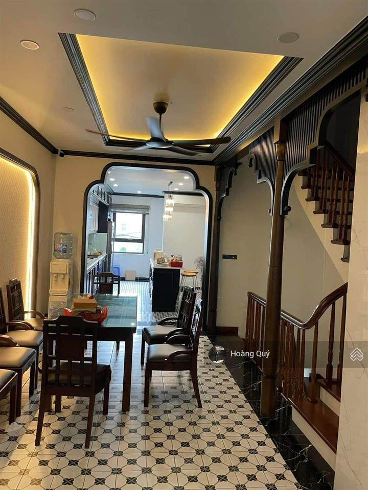 Bán nhà phân lô phố nguyễn thị định  cầu giấy 40m2*5 tầng. vị trí kinh doanh vỉa hè rộng giá 19 tỷ