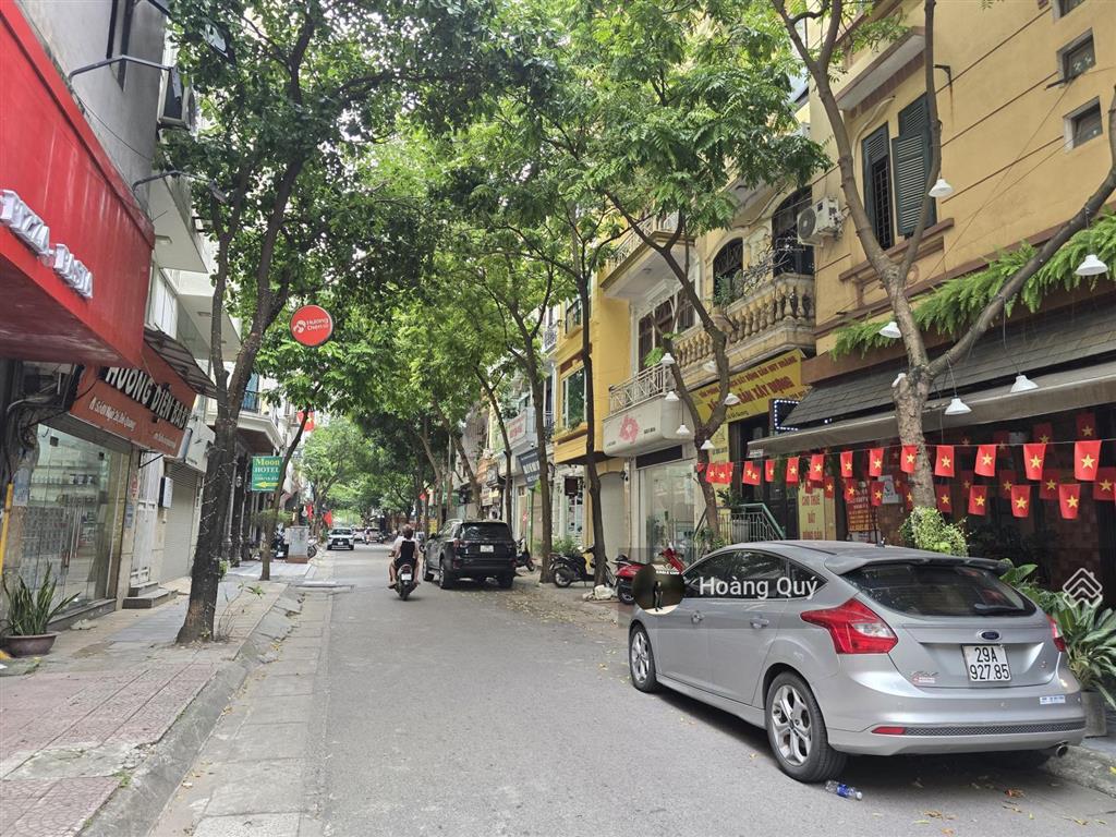 Bán gấp nhà phố đỗ quang  cầu giấy 45.8m2* mặt tiền 4.2m. view khuôn viên, vỉa hè rộng kinh doanh