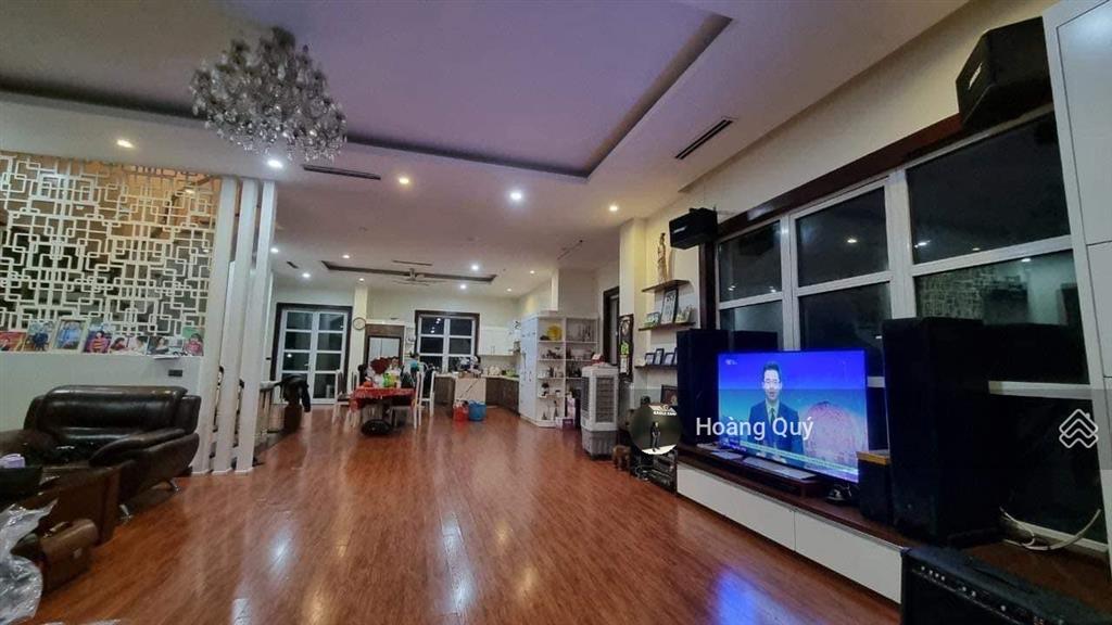 Bán gấp biệt thự nhà vườn kđt mỹ đình  hàm nghi 105m2* mặt tiền 7.5m. vị trí đẹp chỉ 35 tỷ