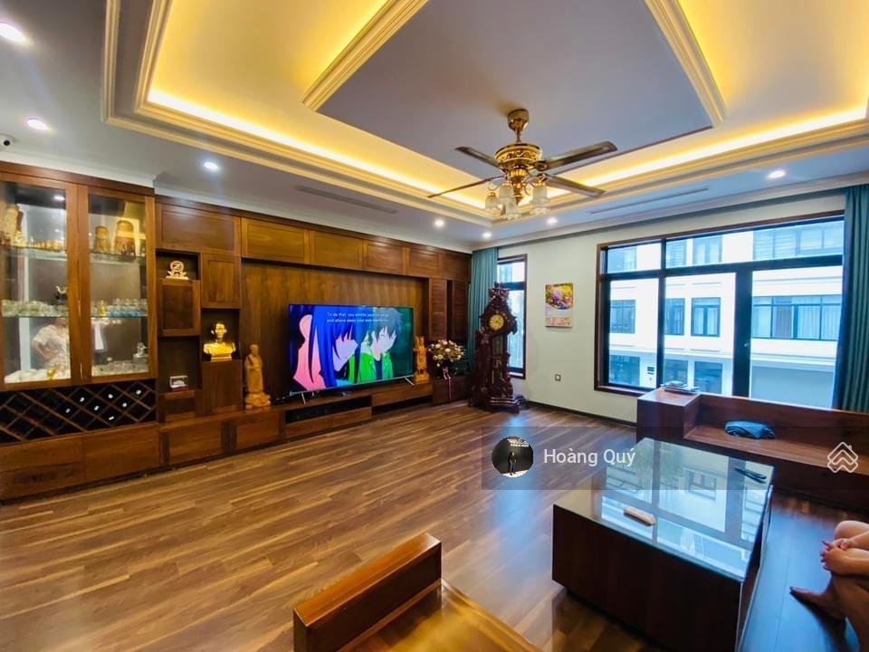 Nhà vườn kđt mỹ đình  từ liêm 125m2* mặt tiền 9m. vị trí đẹp kinh doanh hầm gara chỉ 39.5 tỷ