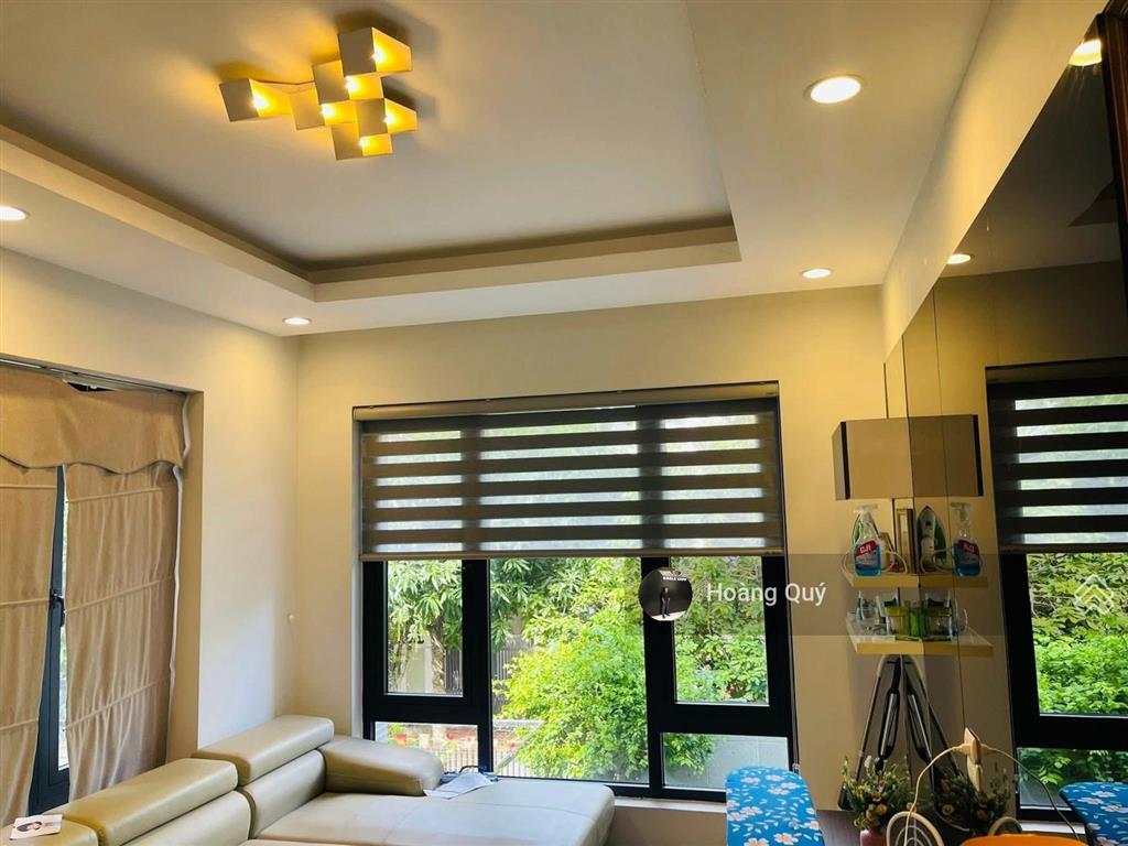 Bán gấp biệt thự sân vườn làng việt kiều châu âu  nguyễn văn lộc 165.8m2* mặt tiền 9m chỉ 52.5 tỷ