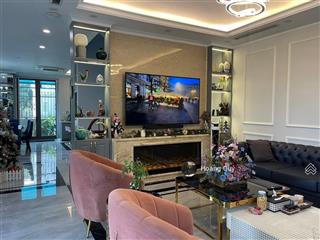 Nhà vườn kđt nhân chính  cầu giấy 105m2* lô góc hai mặt. hoàn thiện đẹp, thang máy giá 44.5 tỷ
