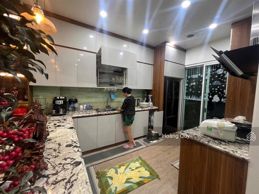 Bán gấp phân lô phố lê trọng tấn  thanh xuân 88.5m2*5 tầng. vỉa hè kinh doanh, vị trí đẹp 30.5 tỷ