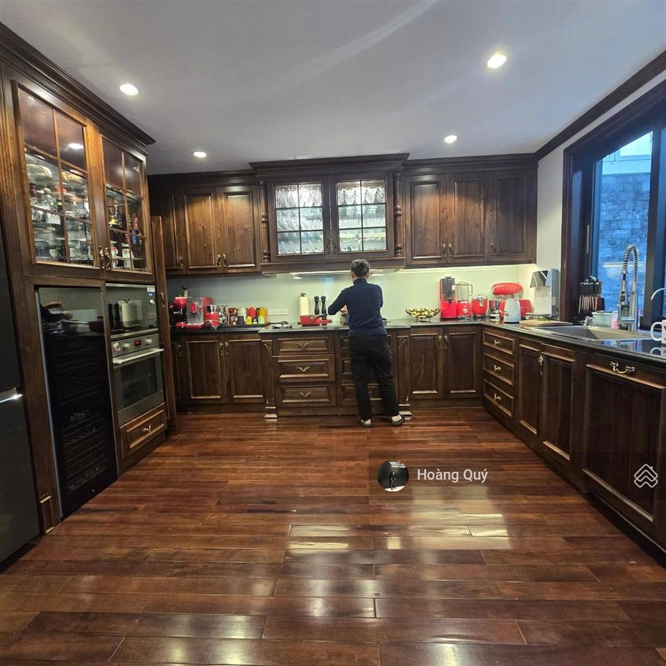 Bán gấp biệt thự lô góc kđt vinaconex 3  trung văn 162.8m2 5 tầng. vị trí kinh doanh chỉ 51.5 tỷ