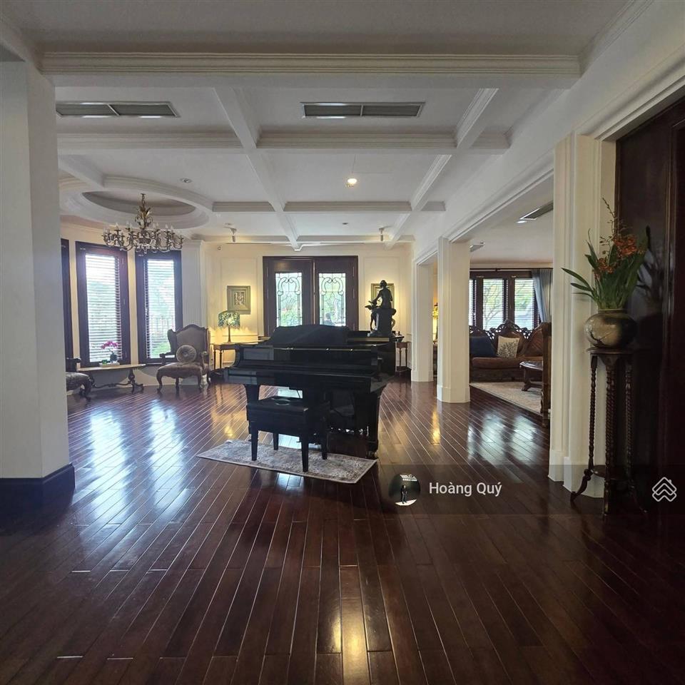 Bán gấp biệt thự lô góc kđt vinaconex 3  trung văn 162.8m2 5 tầng. vị trí kinh doanh chỉ 51.5 tỷ