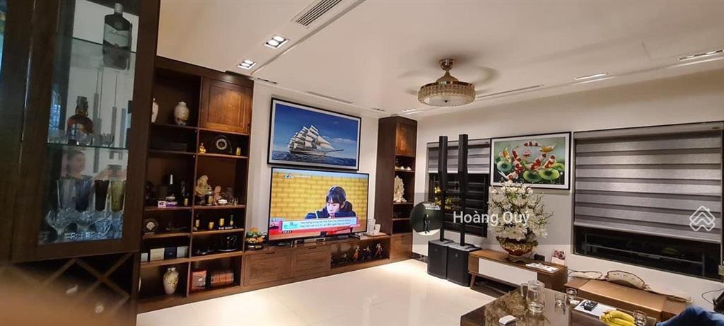 Bán gấp liền kề phố hoàng văn thái  thanh xuân 80m2* mặt tiền 5.2m. view khuôn viên đường rộng 12m