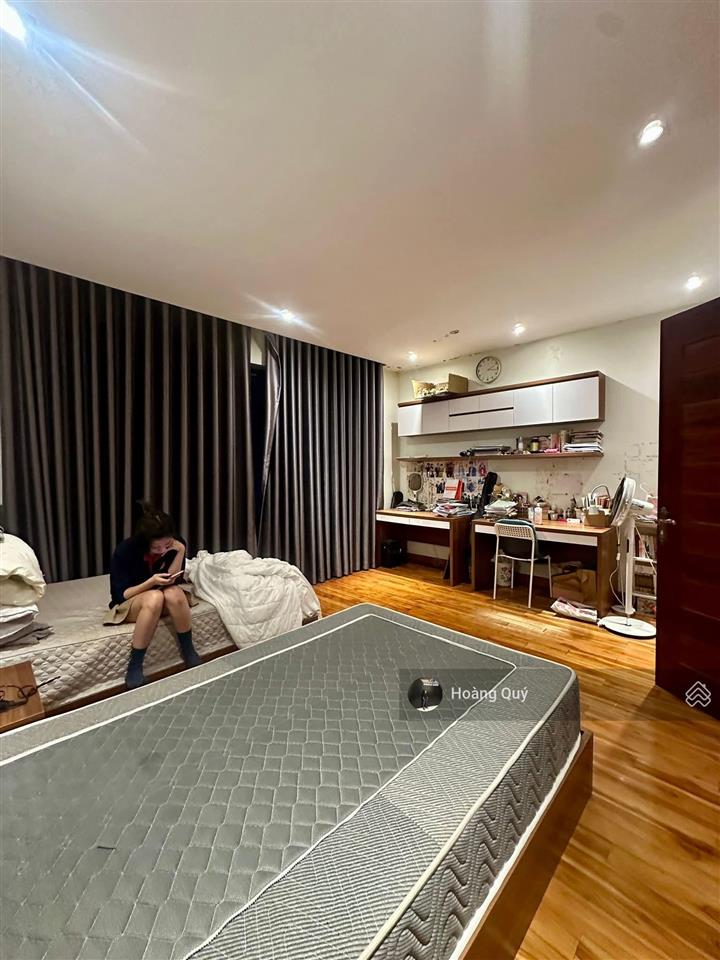 Liền kề phố hoàng văn thái  thanh xuân 90m2* mặt tiền 5.2m. view sân chơi hiếm nhà bán chỉ 29 tỷ