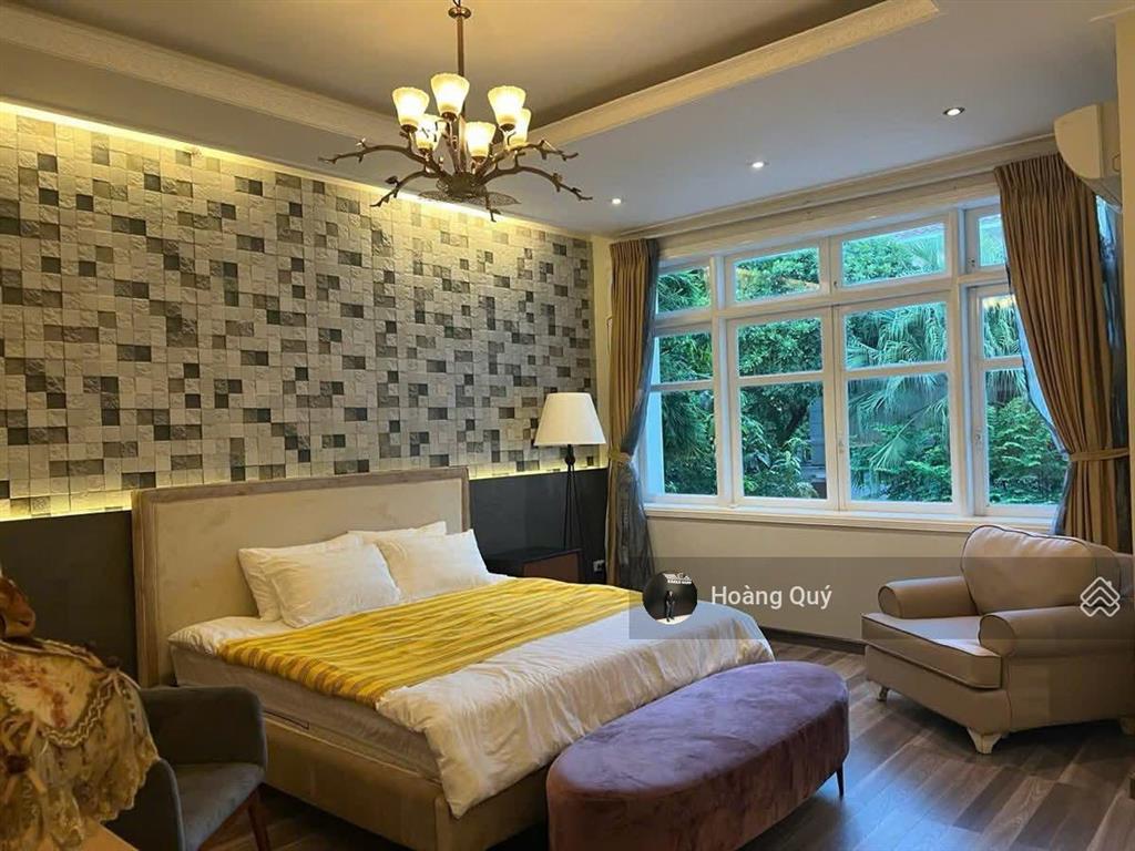 Bán gấp biệt thự gamuda gardens  hoàng mai 200m2, 4 tầng. view khuôn viên dãy chính chỉ 56 tỷ