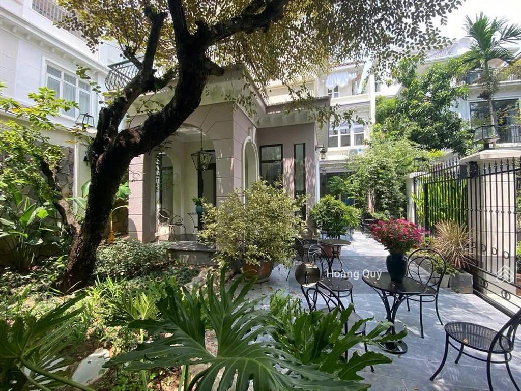 Bán gấp biệt thự gamuda gardens  hoàng mai 200m2, 4 tầng. view khuôn viên dãy chính chỉ 56 tỷ
