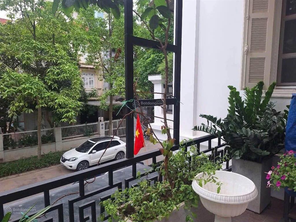 Bán gấp biệt thự kđt trung văn 151.5m2 * mặt tiền 9m. vị trí kinh doanh, hầm gara xe 7 chỗ 36.8 tỷ