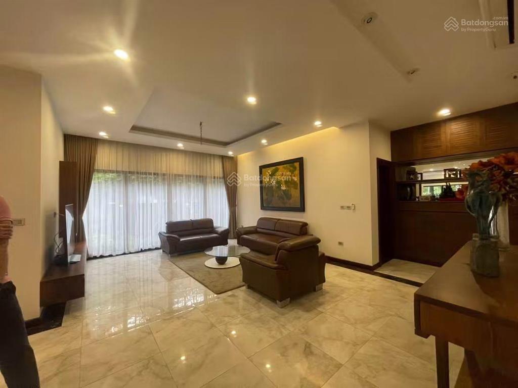 Bán gấp biệt thự nguyễn văn lộc  hà đông 148.5m2* mặt tiền 9m. sân vườn rộng dãy kinh doanh