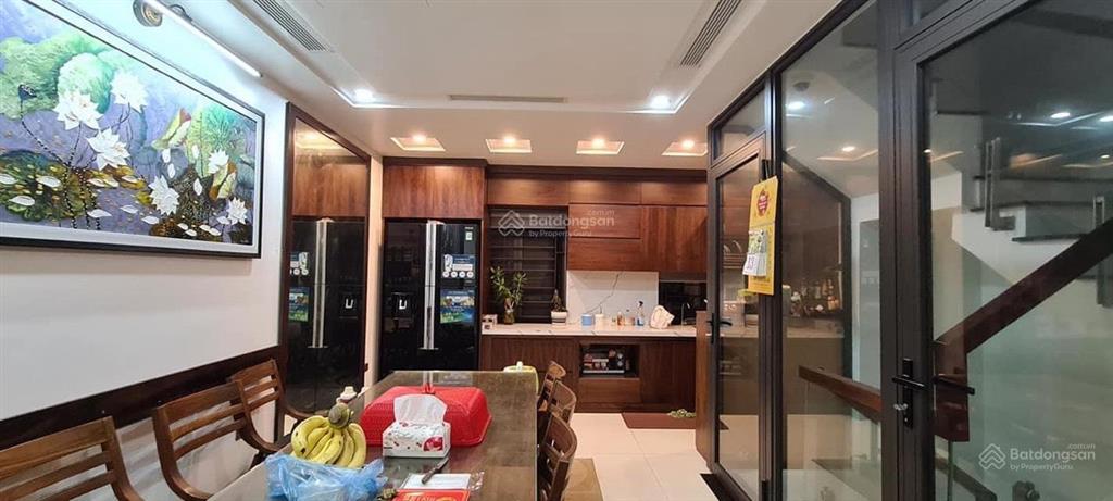 Bán gấp nhà kđt trung yên  cầu giấy 118.5m2* 5 tầng. mặt phố kinh doanh, view khuôn viên 48.5 tỷ
