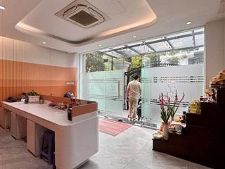 Bán gấp nhà kđt yên hòa  trần kim xuyến 110m2* 5 tầng. vị trí kinh doanh, mặt đường 15m chỉ 48 tỷ