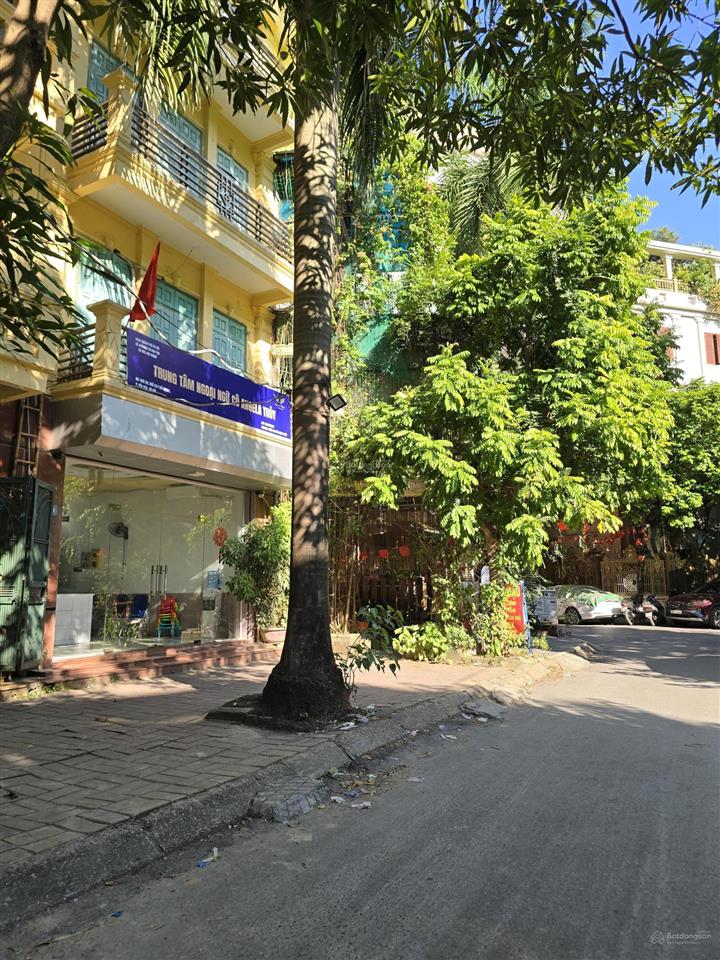 Phân lô vỉa hè phố trung kính to 65.8m2* 5 tầng. dãy kinh doanh, vị trí hiếm ô tô tránh chỉ 25 tỷ