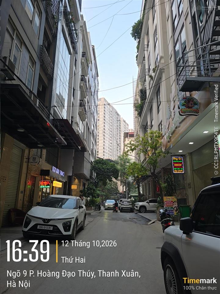 Bán gấp tòa lô góc đường lê văn lương 96m2* mặt tiển 10m. vỉa hè kinh doanh view sân chơi chỉ 54 tỷ