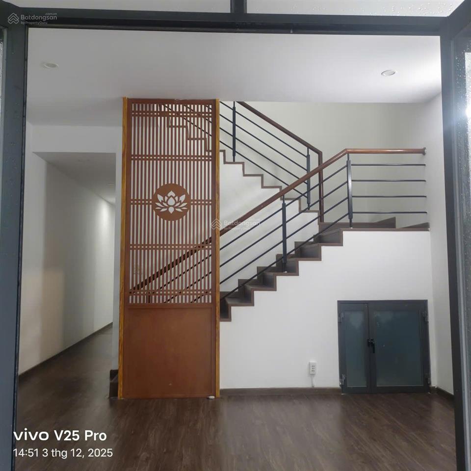 Bán nhà riêng tại ecohome 1, 2,15 tỷ, 60m2, 3pn, 2wc.