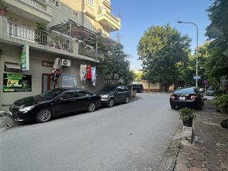 Chính chủ nhà vị trí cực đẹp kđt văn quán trục chính, kinh doanh, thoáng, gần trường học 3 cấp