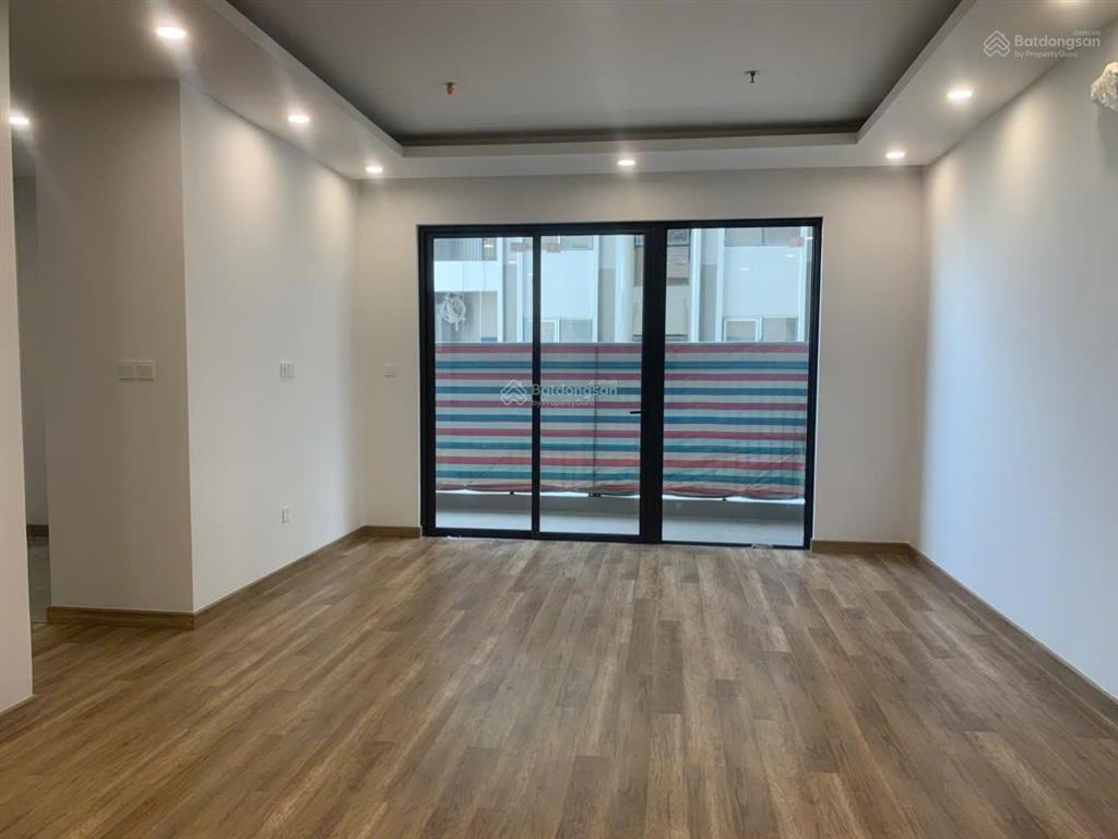 Duy nhất 1 căn 2pn giá rẻ nhất của the flame vine chỉ 72 triệu/m2. tầng cao, hướng mát