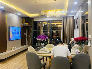 Chính chủ bán căn 3n diện tích 138m2 the wisteria, nhận nhà luôn, full đồ, sẵn sổ hồng, 9.35 tỷ