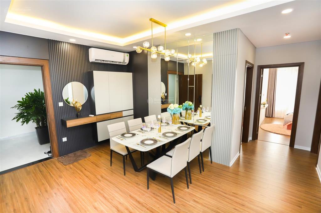 Chính chủ bán căn 2n ở thanh xuân 66m2 hướng nam view hồ, full nội thất mà giá chỉ 97 triệu/m2