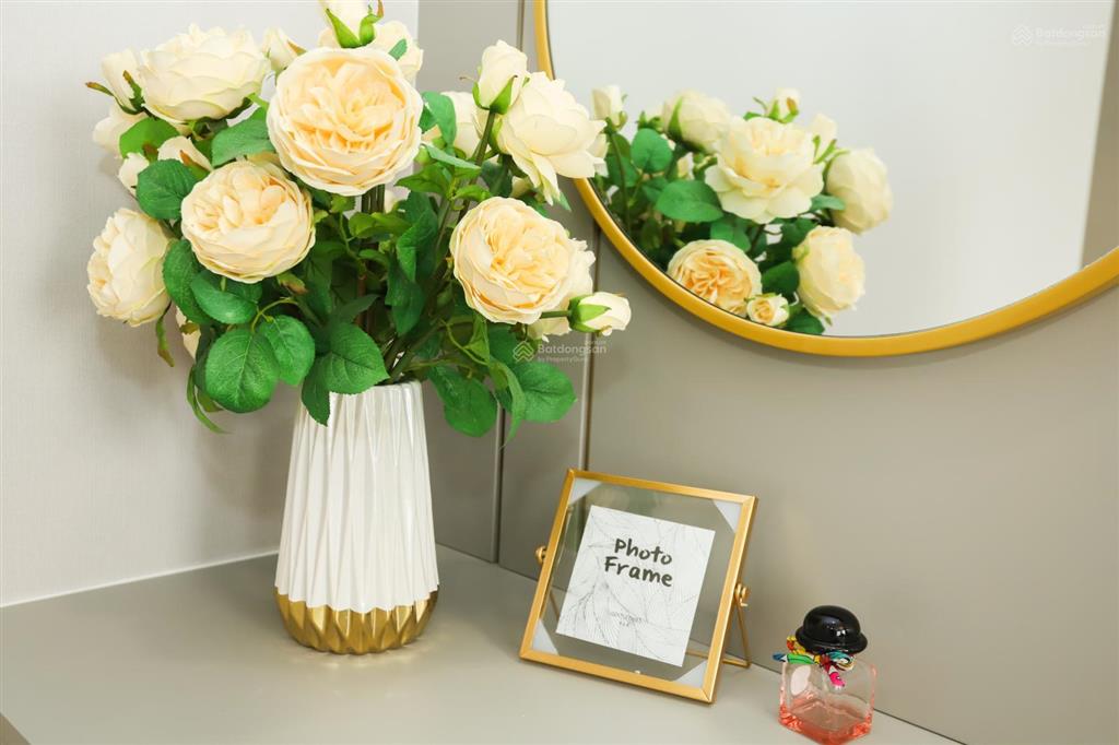 Chính chủ bán căn 2n ở thanh xuân 66m2 hướng nam view hồ, full nội thất mà giá chỉ 97 triệu/m2
