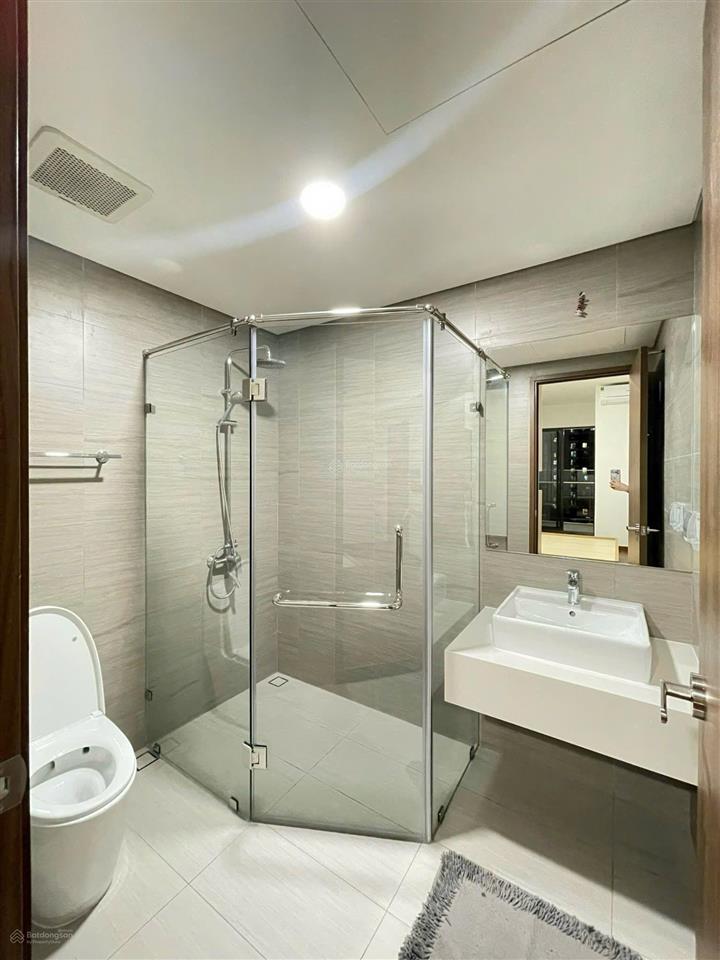 Siêu phẩm 2 ban công view landmark 81 akari city giai đoạn 2, 81m2 (2pn  2wc) mt 77 võ văn kiệt
