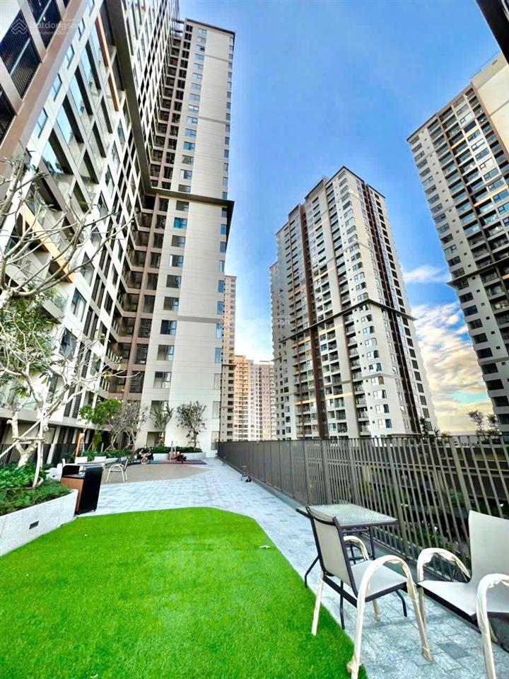 Siêu phẩm 2 ban công view landmark 81 akari city giai đoạn 2, 81m2 (2pn  2wc) mt 77 võ văn kiệt