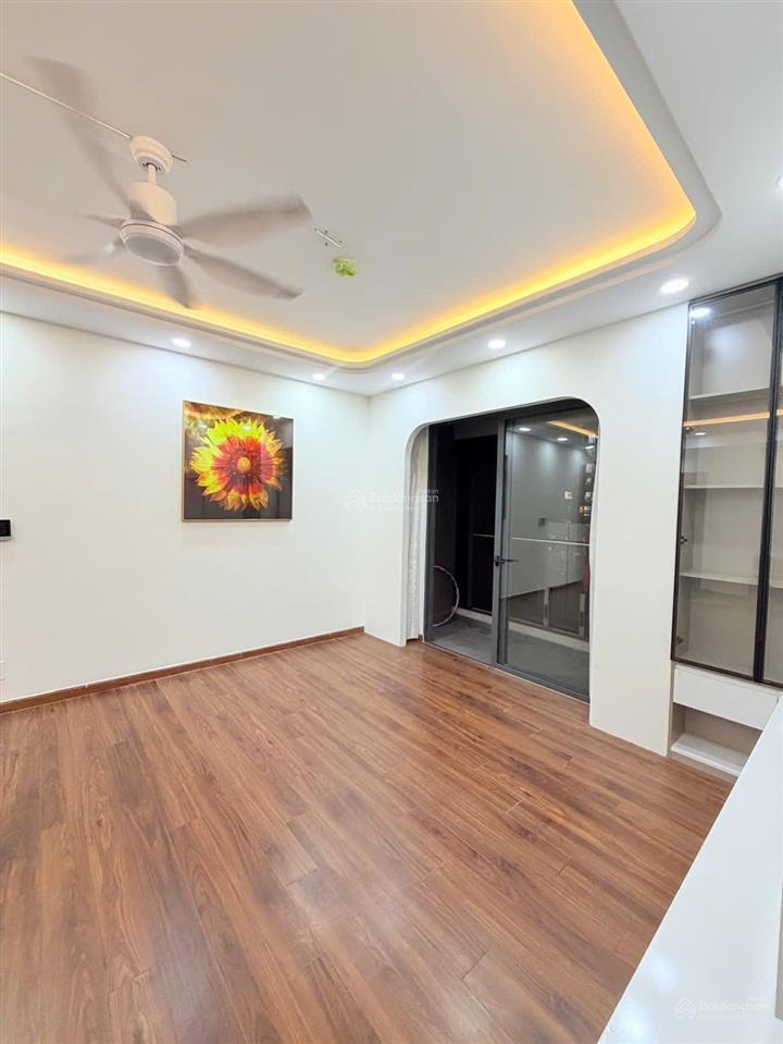 Bán căn hộ rẻ thị trường akari chỉ 5.2 tỷ  căn 100m2, 3pn /2wc sổ sẵn  full nội thất y hình