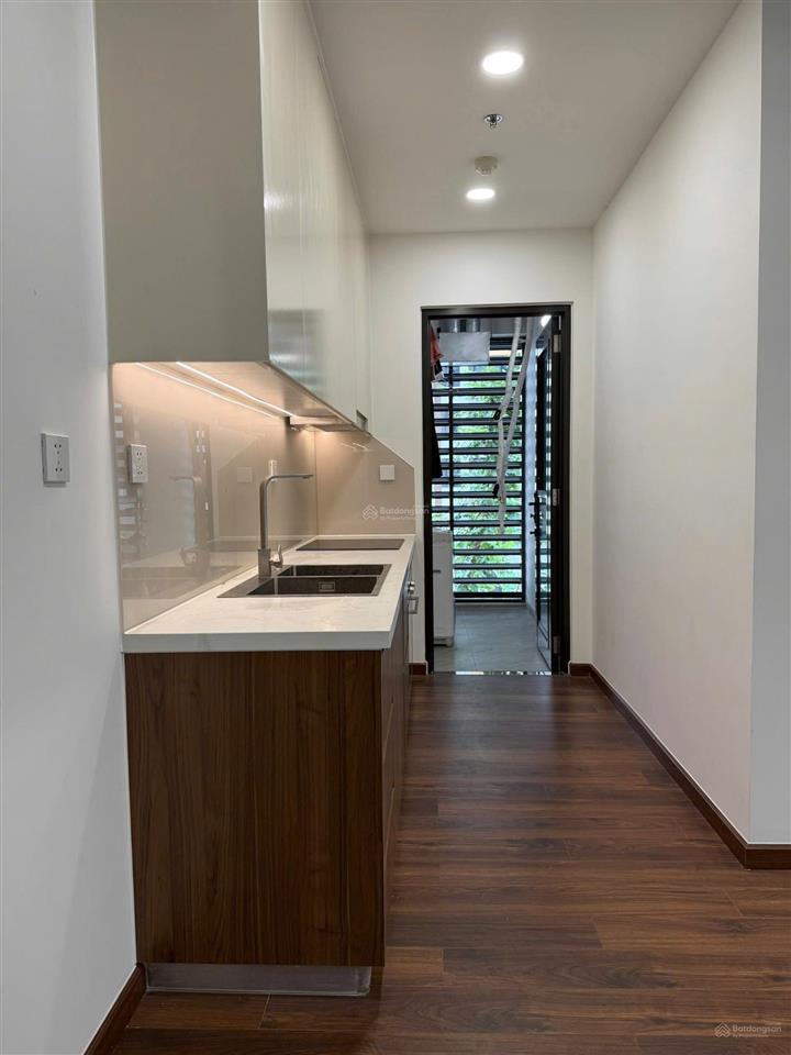 Bán căn góc akari city chủ đang ngộp 4,5 tỷ sổ sẵn 80m2 (2pn /2wc) view hồ bơi ac tham khảo giá