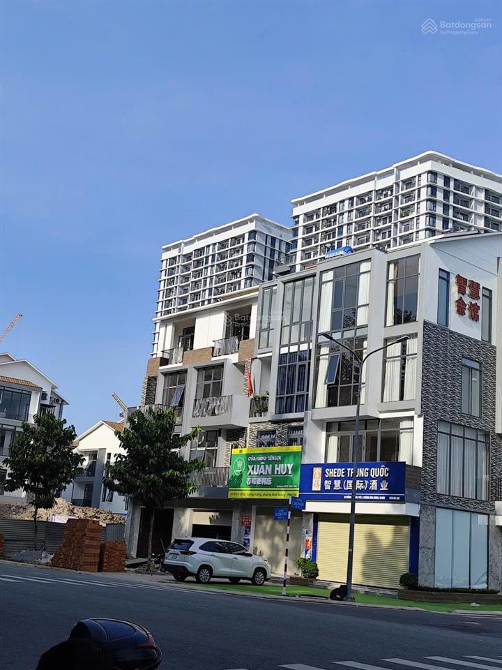 Nhà mặt tiền an dương vương (đối diện ks khang điền)  khu phố ẩm thực mới