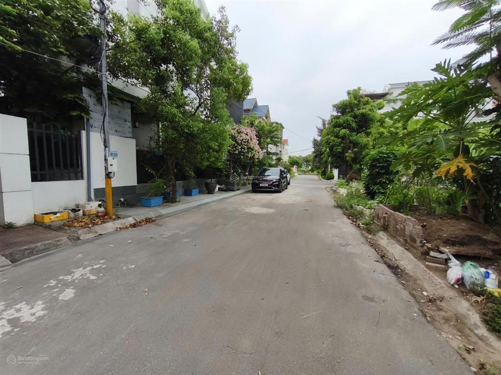 Bán gấp 180m2. khu biệt thự nam sông lạch tray. giá nào cũng bán.
