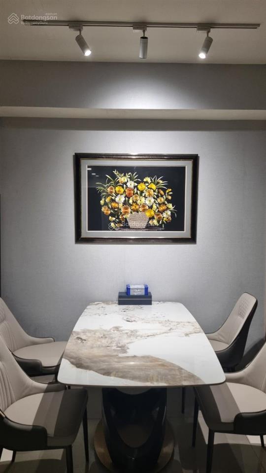 Cần bán căn góc 3pn 112m2  chỉ 4,5tỷ  chung cư the eastern  299 liên phường, q9 cũ, hcm