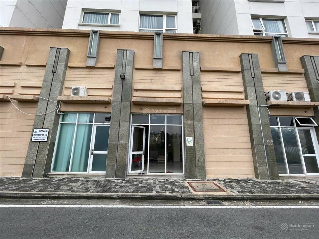 Cho thuê shophouse the eastern 299 liên phường 60m2 chỉ 8.5triệu/tháng.