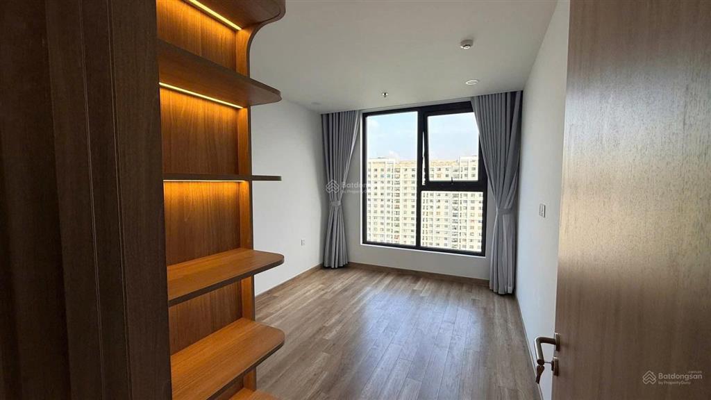 Cho thuê 3 phòng ngủ 100m2 full đồ tại the wisteria ngay cạnh đại học công nghiệp