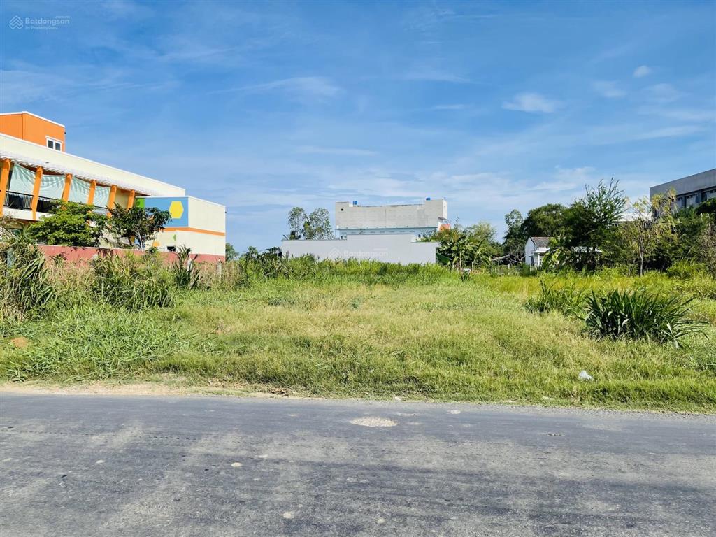 Nền thổ cư chính chủ ngay công ty việt tiến thuộc phường long hưng, tp gò công (phường sơn qui mới)