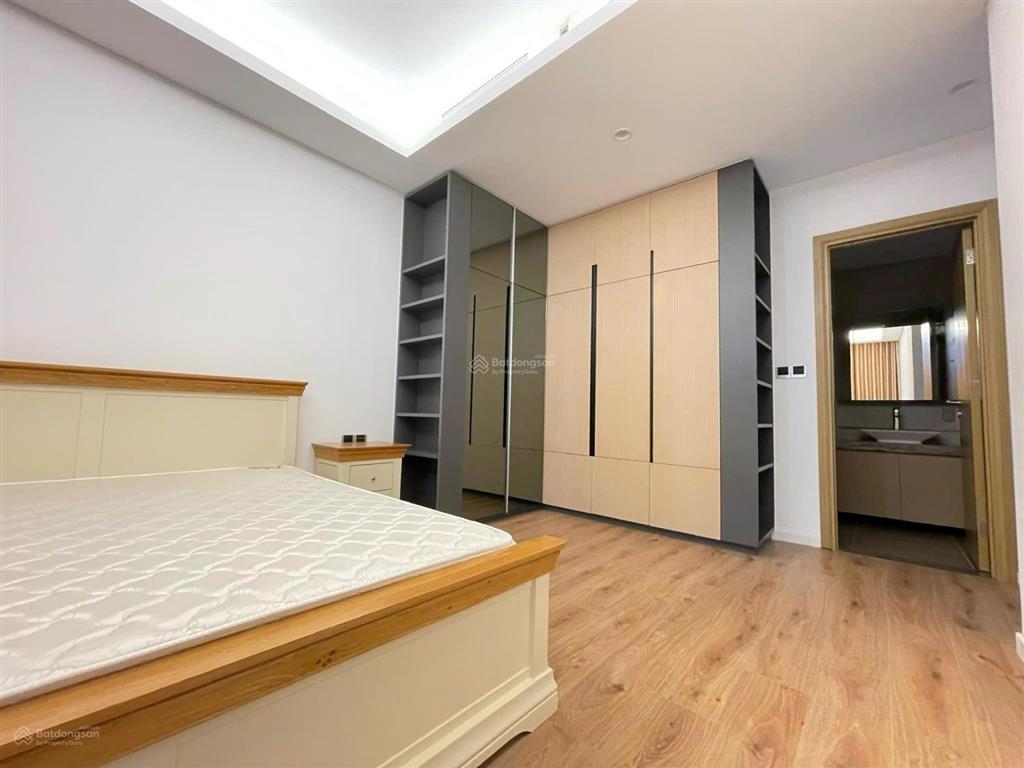 Bán 2pn sarina sala  96m2  sổ hồng sẵn  18 tỷ