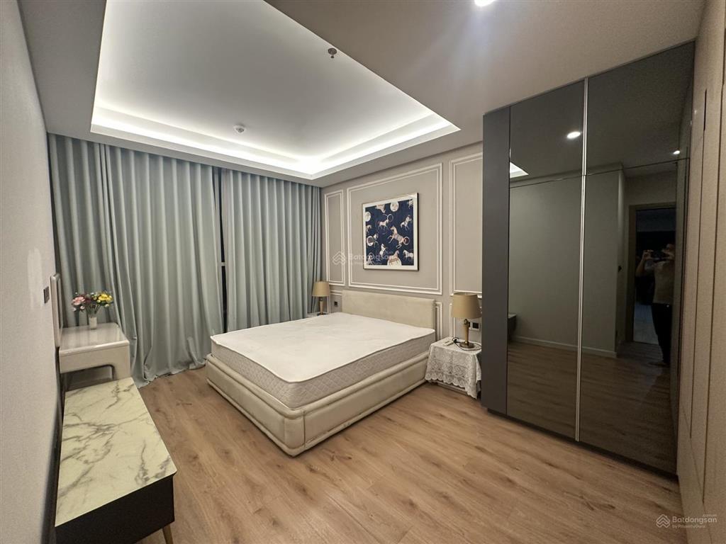 Cho thuê 2pn sarina sala  nhà trống sẵn  32 triệu