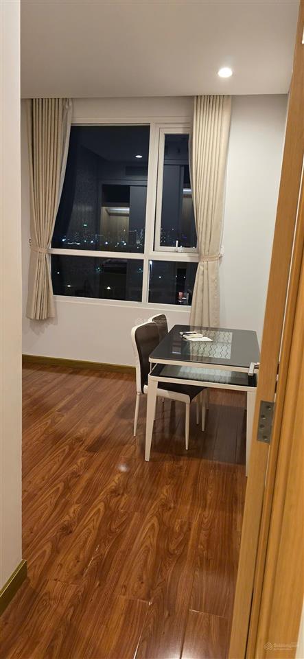 Cho thuê 2pn sarimi sala  căn góc  92m2  30 triệu  nhà trống sẵn