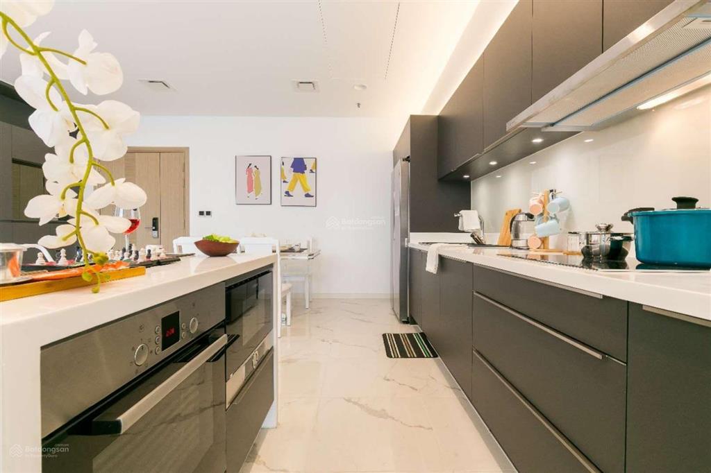 Bán căn góc 2pn sarina  96m²  16 tỷ 8