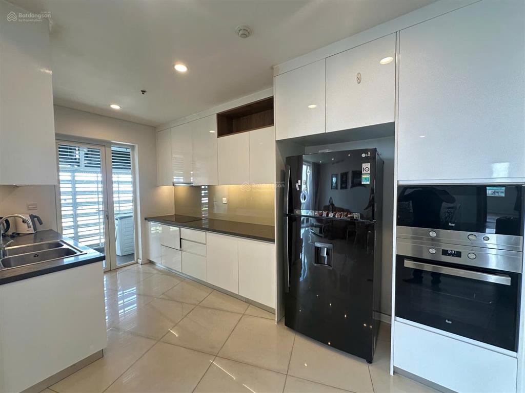 Cho thuê căn hộ 3pn sarimi sala  trống sẵn  137m²