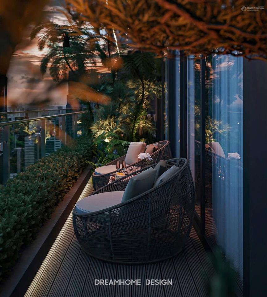 Cần bán căn penthouse sông hồng quận tây hồ 500m2, ban công đông nam