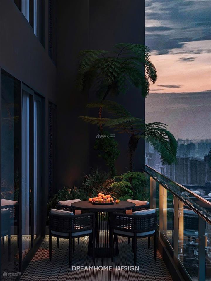 Cần bán căn penthouse sông hồng quận tây hồ 500m2, ban công đông nam