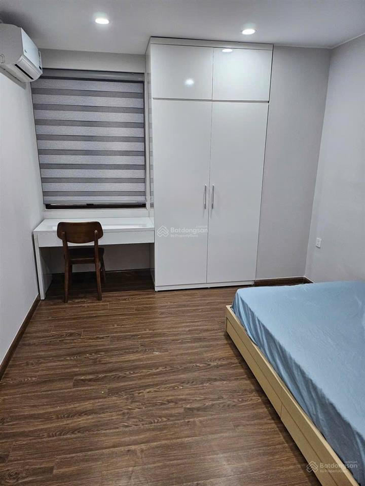 Cần bán căn hộ 2 phòng ngủ udic westlake view võ chí công, ban công đông nam