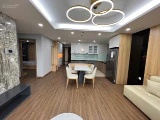 Cần bán căn hộ 2 phòng ngủ udic westlake view võ chí công, ban công đông nam