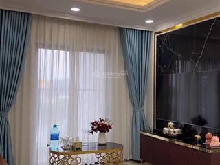 Cần bán gấp căn 3 ngủ 2 wc 97m2 sài đồng full nội thất thương lượng