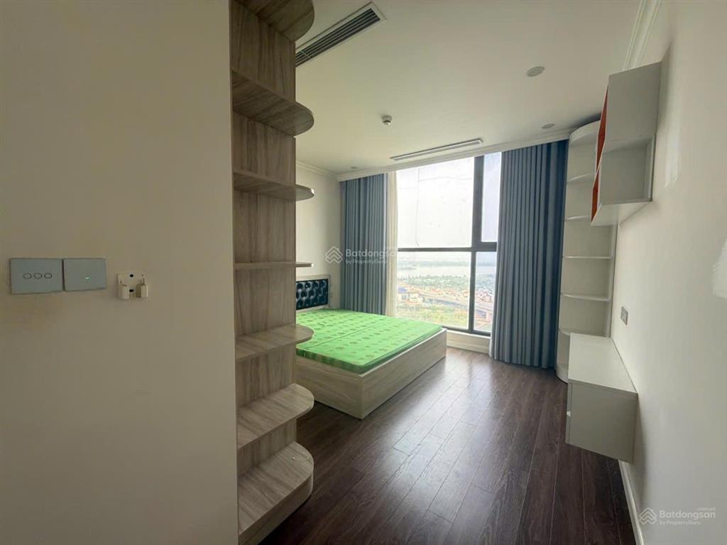 Cần bán căn 2 ngủ view sông hồng 83m2 sunshine riverside thương lượng