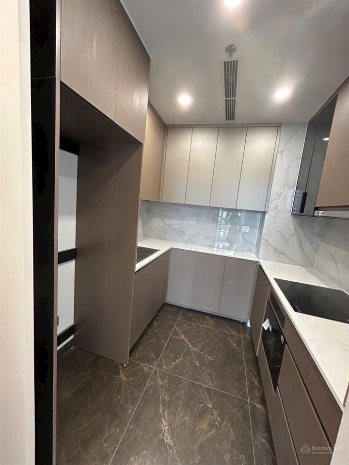 Chính chủ bán căn góc 3pn keper tower hh01 mỗ lao  98m  giá đúng cđt